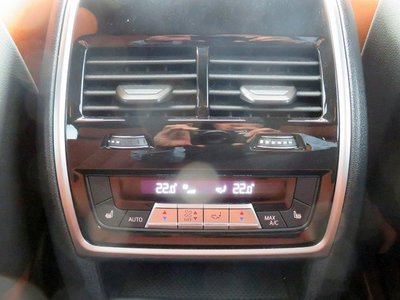 2022 BMW X5 — миниатюра 32