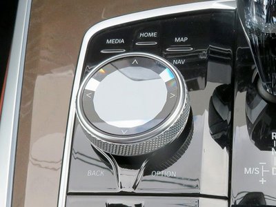 2022 BMW X5 — миниатюра 15