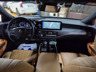 صورة 4 لـ 2025 Lexus LS