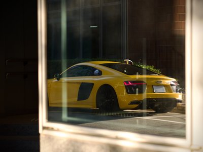 AUDI R8 - 8