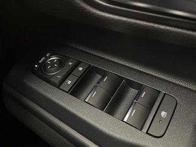 TOYOTA LAND CRUISER 250 - 5