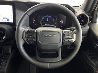 TOYOTA LAND CRUISER 250 - 8