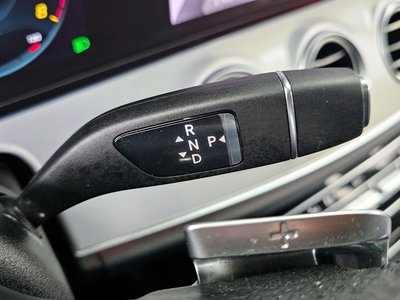 MERCEDES-BENZ E-CLASS - 9