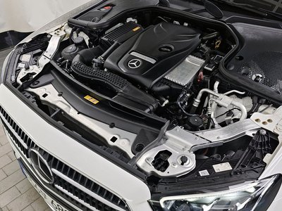 MERCEDES-BENZ E-CLASS - 7