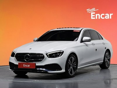 MERCEDES-BENZ E-CLASS - 1