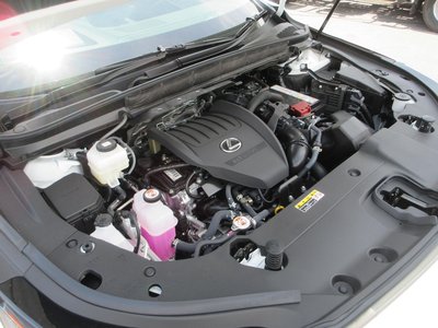 صورة مصغرة 65 لـ 2025 Lexus RX