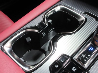 صورة مصغرة 54 لـ 2025 Lexus RX