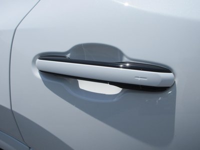 صورة مصغرة 30 لـ 2025 Lexus RX