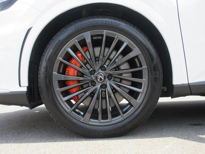 صورة مصغرة 32 لـ 2025 Lexus RX