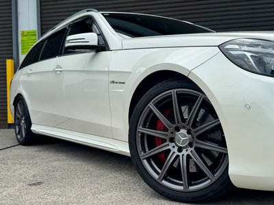 صورة 3 لـ 2015 Mercedes-BENZ E-CLASS AMG