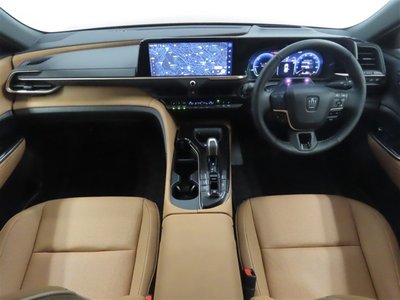 صورة 3 لـ 2024 Toyota CROWN SPORT