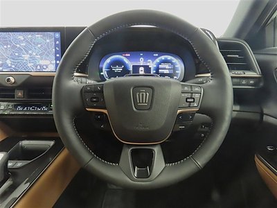 صورة 24 لـ 2024 Toyota CROWN SPORT