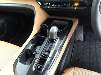 صورة 25 لـ 2024 Toyota CROWN SPORT