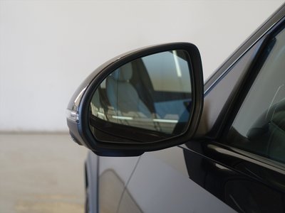 MERCEDES-BENZ C-CLASS - 6