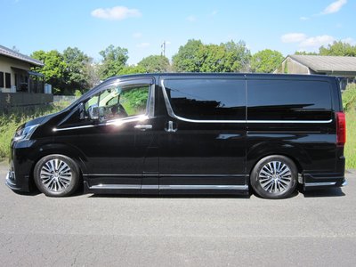 TOYOTA GRAND ACE - 9