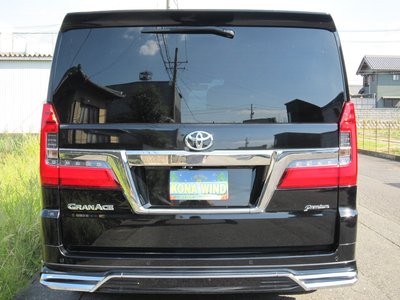 TOYOTA GRAND ACE - 6