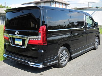 TOYOTA GRAND ACE - 2