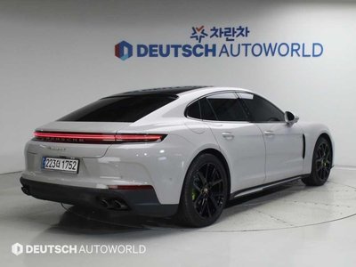 صورة 5 لـ 2025 Porsche PANAMERA