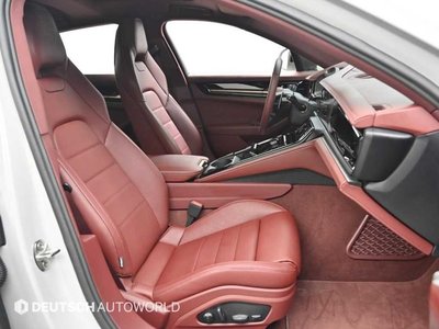 صورة 10 لـ 2025 Porsche PANAMERA