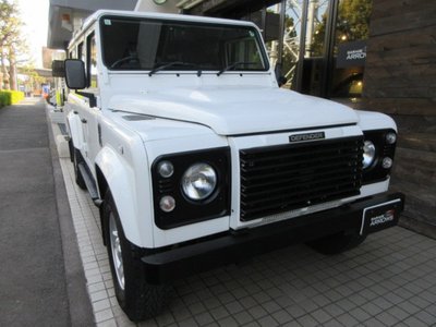 LAND ROVER DEFENDER - 6