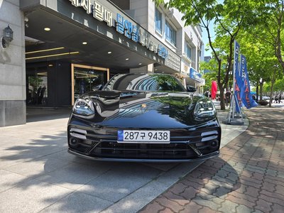 PORSCHE PANAMERA - 2