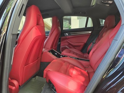 PORSCHE PANAMERA - 5