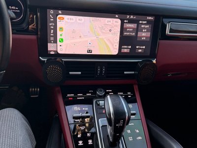 PORSCHE CAYENNE - 9