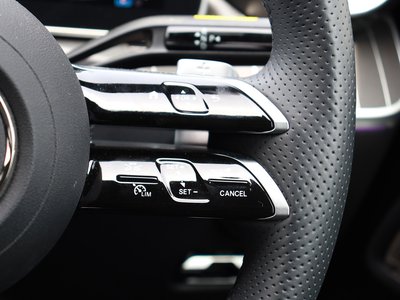 2025 MERCEDES-BENZ C-CLASS thumbnail 30