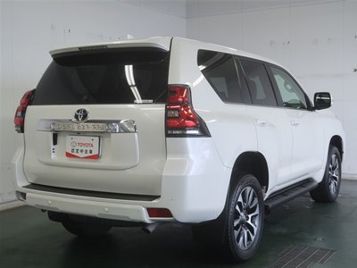 TOYOTA LAND CRUISER PRADO - 6