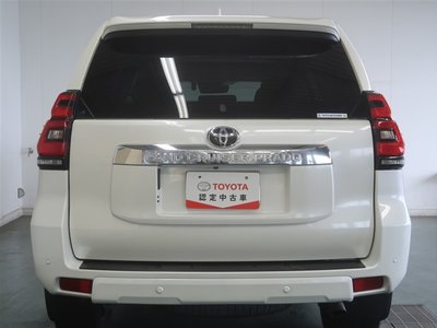 TOYOTA LAND CRUISER PRADO - 5