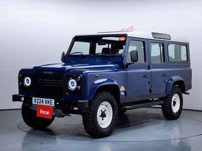 LAND ROVER DEFENDER - 1
