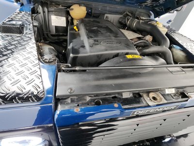 LAND ROVER DEFENDER - 7