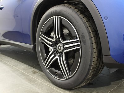 2025 Mercedes-BENZ GLC — миниатюра 16