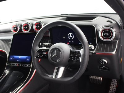 2025 Mercedes-BENZ GLC — миниатюра 44
