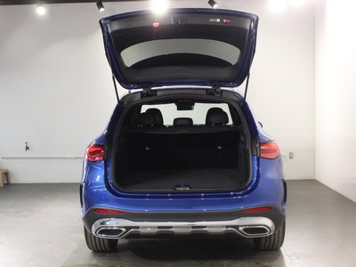 2025 Mercedes-BENZ GLC — миниатюра 67