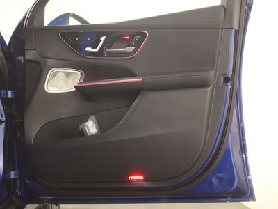 2025 Mercedes-BENZ GLC — миниатюра 52