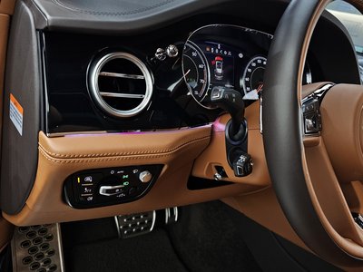 2018 Bentley BENTAYGA thumbnail 16