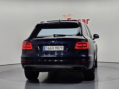 2018 Bentley BENTAYGA — фото 4