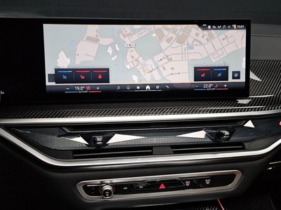 2025 BMW X7 thumbnail 24