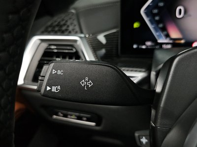 2025 BMW X7 thumbnail 30