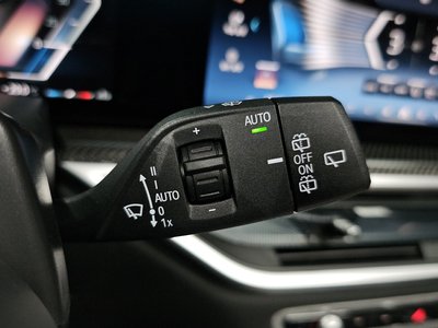 2025 BMW X7 thumbnail 31