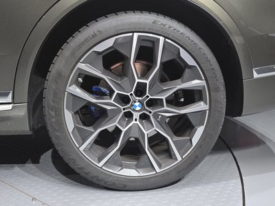 صورة 8 لـ 2025 BMW X7
