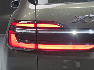 صورة 10 لـ 2025 BMW X7