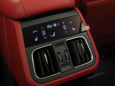 صورة مصغرة 13 لـ 2025 Maserati GRECALE