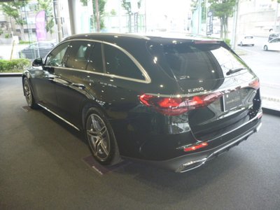 2025 Mercedes-BENZ E-CLASS photo 4
