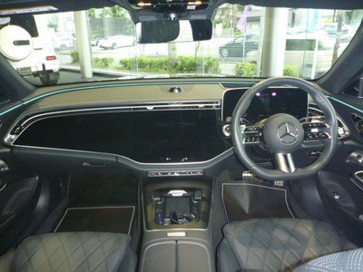 2025 Mercedes-BENZ E-CLASS 缩略图 12