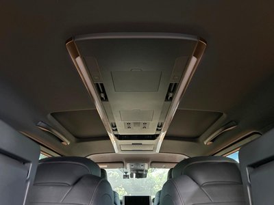2024 Toyota ALPHARD — миниатюра 32