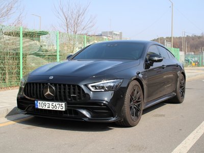 صورة 4 لـ 2023 Mercedes-BENZ GT AMG