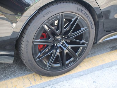 صورة 6 لـ 2023 Mercedes-BENZ GT AMG