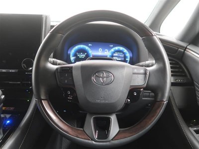 صورة مصغرة 26 لـ 2023 Toyota ALPHARD